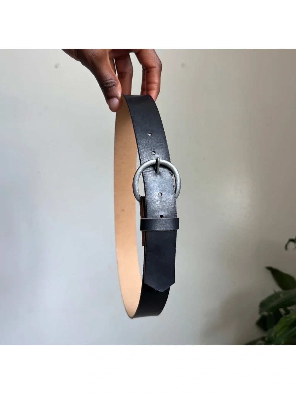 90s Black Leather Belt Round Silver Buckle minimalist grunge Size S